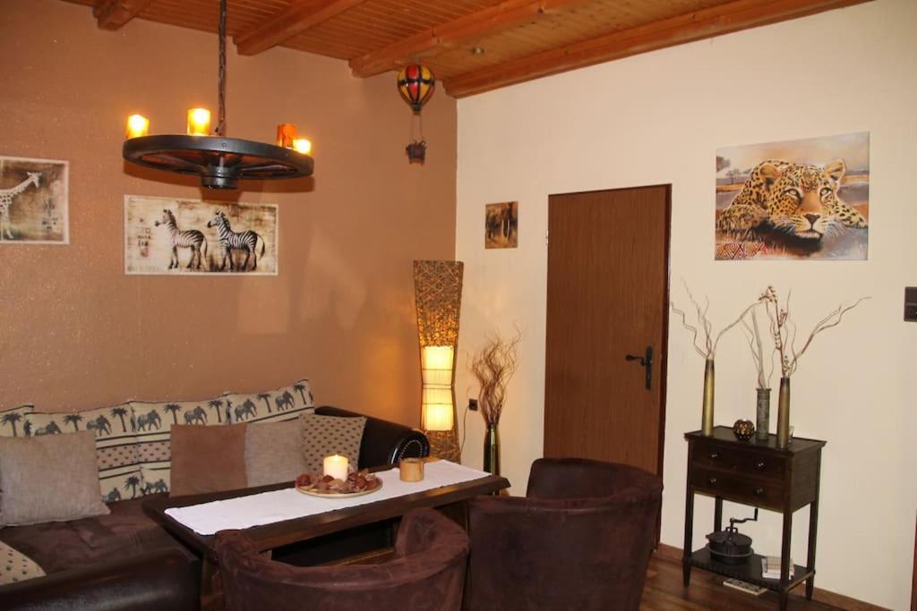 Ferienhaus Am Waldesrand Hatten Bagian luar foto