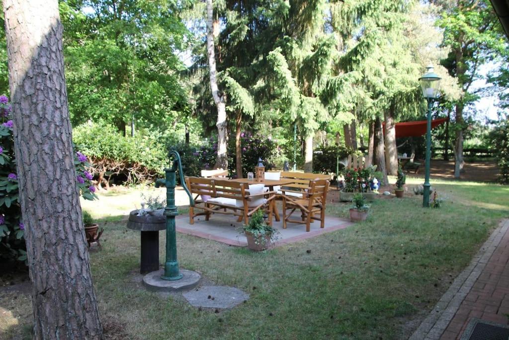 Ferienhaus Am Waldesrand Hatten Bagian luar foto